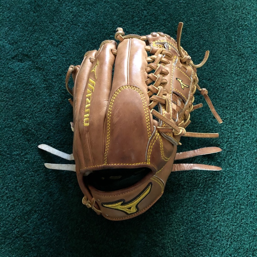 Mizuno Pro 12”. 16th made of the limited edition